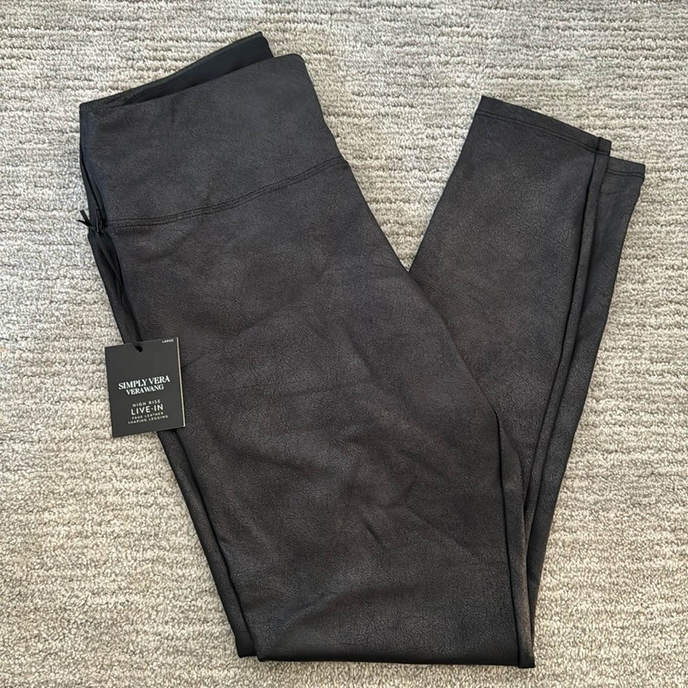 BNWT Simply Vera Vera wang high rise live-in faux leather shaping legging size L